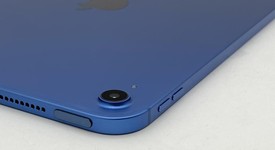 Good
													Apple iPad 10th Gen - Unlocked, Blue, 64 GB, A2757, photo 4 of 6