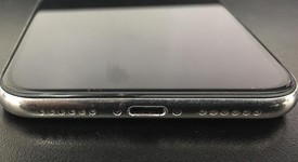 Fair
													Apple iPhone X - Unlocked, Silver, 64 GB, A1865, photo 3 of 4