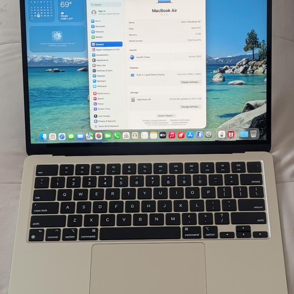 MacBook Air 2022 (M2) - 13 inch - 256 GB, Starlight, 8 GB, Apple M2