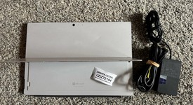 Good
													Microsoft Surface Pro 6 - Wi-Fi, Silver, 512 GB, 16 GB, photo 5 of 5