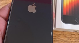 Mint
													Apple iPhone SE 3rd Gen 2022 - Unlocked, Midnight, 64 GB, A2595, photo 4 of 10