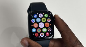 Mint
													Apple Watch SE 2nd Gen 44mm - Unlocked, Midnight, A2727 - Cellular, Aluminum, photo 1 of 15