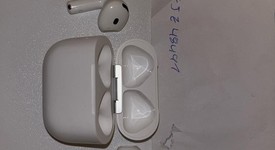 Used
													Apple AirPods 4th Gen - Active Noise Cancellation, photo 1 of 4