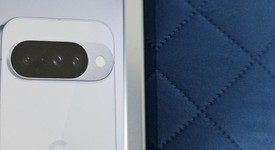 Mint
													Google Pixel 10 - Unlocked, Frost, 256 GB, GLBW0, photo 3 of 12