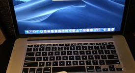 Good
													MacBook Pro 2015 (Retina) - 15" - Silver, 256 GB, 16 GB, photo 3 of 4