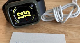 Good
													Apple Watch Series 6 44mm - Unlocked, Silver, A2294 - Cellular, Aluminum, photo 2 of 8