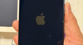 Mint
													Apple iPhone 13 - Unlocked, Midnight, 128 GB, A2482, photo 3 of 7