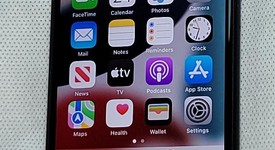 Good
													Apple iPhone SE 2nd Gen 2020 - Straight Talk, Black, 64 GB, A2275, photo 1 of 8