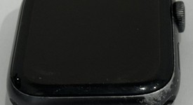 Fair
													Apple Watch Series 5 44mm - Gray, A2093 - GPS, Aluminum, photo 4 of 7