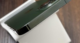 Good
													Apple iPhone 13 Pro Max - Unlocked, Green, 128 GB, A2484, photo 4 of 7