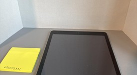 Fair
													Apple iPad 9th Gen - Unlocked, Gray, 64 GB, A2603, photo 2 of 5