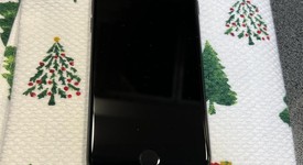 Good
													Apple iPhone SE 3rd Gen 2022 - Verizon, Midnight, 64 GB, A2595, photo 4 of 6