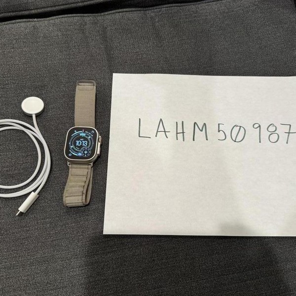 Apple Watch Ultra 2 49mm - Unlocked, Natural, A2986