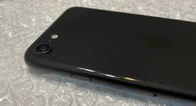 Good
													Apple iPhone SE 2nd Gen 2020 - AT&T, Black, 128 GB, A2275, photo 3 of 8