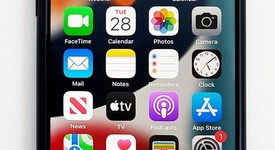 Mint
													Apple iPhone SE 3rd Gen 2022 - AT&T, Midnight, 128 GB, A2595, photo 1 of 1