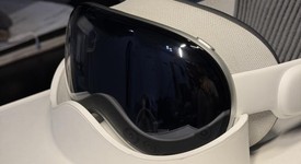 Fair
													Apple Vision Pro - 256 GB, photo 2 of 15