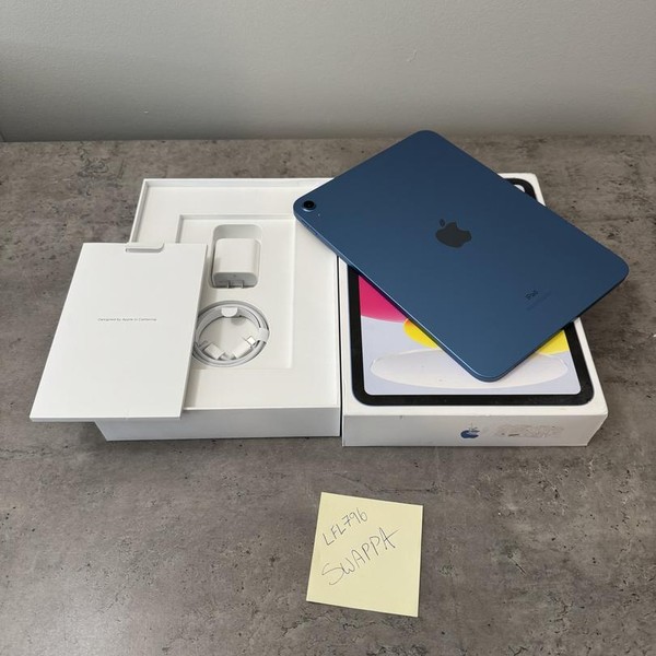 Apple iPad 10th Gen - Wi-Fi, 64 GB, Blue, A2696