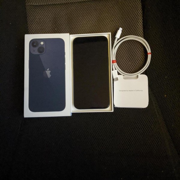 Apple iPhone 13 - Metro by T-Mobile, 128 GB, Midnight, A2482