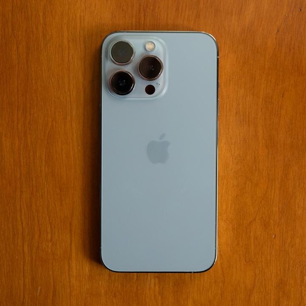 Apple iPhone 13 Pro - Unlocked, 512 GB, Sierra Blue, A2483