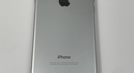 Good
													Apple iPhone 7 - Unlocked, Silver, 32 GB, A1778, GSM, photo 3 of 8