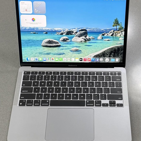 MacBook Air 2020 - 13 inch - 256 GB, Gray, 8 GB, Apple M1