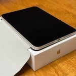 Mint Apple iPad Mini 7th Gen - Unlocked, 256 GB, Starlight, A2995