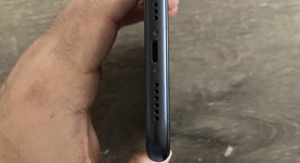 Good
													Apple iPhone Xr - Unlocked, Black, 64 GB, A1984, photo 2 of 8