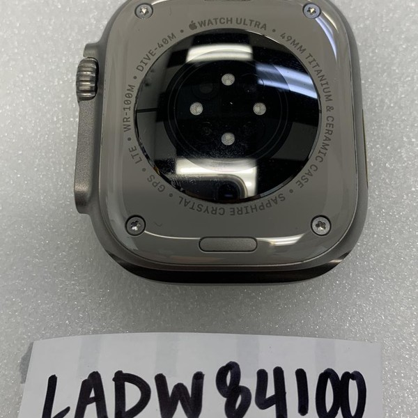 Apple Watch Ultra 2 49mm - Unlocked, Natural, A2986