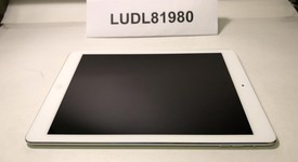 Good
													Apple iPad Air - Wi-Fi, Silver, 16 GB, photo 3 of 9