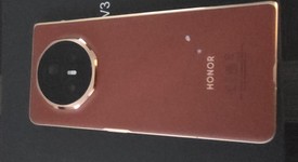 Good
													Honor Magic V3 - Unlocked Non-US, Brown, 512 GB, 12 GB, photo 4 of 7
