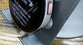 Good
													Samsung Galaxy Watch4 - Unlocked, Gold, 40mm, photo 4 of 5