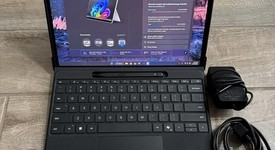 Mint
													Microsoft Surface Pro 11 - Platinum, 1 TB, 32 GB, photo 2 of 21