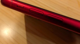 Good
													Apple iPhone 11 - Verizon, Red, 128 GB, A2111, photo 4 of 9