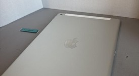 Good
													Apple iPad 9th Gen - Unlocked, Gray, 64 GB, A2603, photo 4 of 5