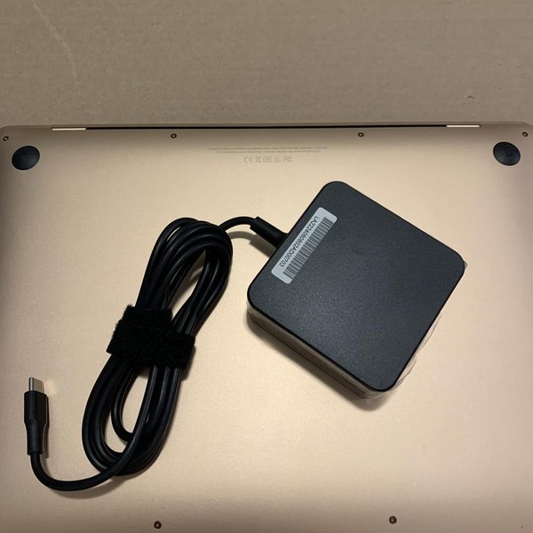 MacBook Air 2018 - 13 inch - 128 GB, Gold, 8 GB, Intel Core i5