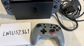 Good
													Nintendo Switch - Grey, 32 GB, photo 1 of 7