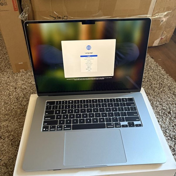MacBook Air 2025 (M4) - 15 inch - 256 GB, Sky Blue, 16 GB, Apple M4