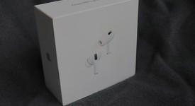 New
													Apple AirPods Pro - MagSafe Case, photo 3 of 4