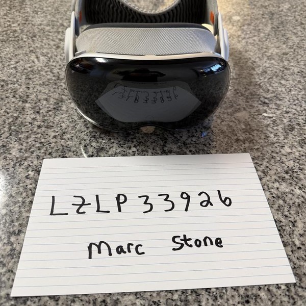 Apple Vision Pro - 256 GB