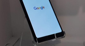 Fair
													Google Pixel 2 XL - Verizon, Black, 64 GB, Verizon Edition, photo 1 of 5