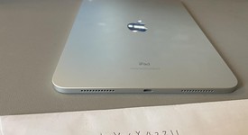 Mint
													Apple iPad 10th Gen - Wi-Fi, Silver, 64 GB, A2696, photo 4 of 6
