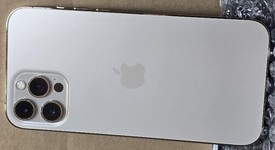 Good
													Apple iPhone 12 Pro Max - Unlocked, Gold, 128 GB, A2342, photo 4 of 9
