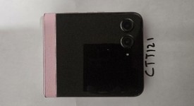 Good
													Motorola Razr (2025) - Unlocked, Pink, 256 GB, 8 GB, photo 4 of 8