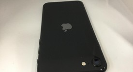 Good
													Apple iPhone SE 2nd Gen 2020 - Unlocked, Black, 64 GB, A2275, photo 2 of 5