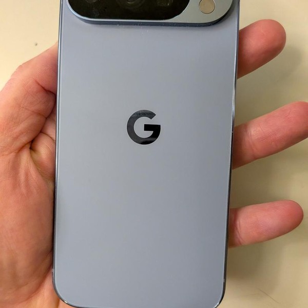 Google Pixel 10 Pro - Unlocked, 128 GB, Moonstone, G4QUR