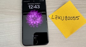 Good
													Apple iPhone SE 3rd Gen 2022 - Unlocked, Midnight, 64 GB, A2595, photo 2 of 4