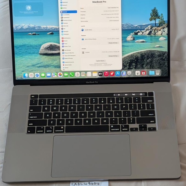 MacBook Pro 2019 - 16 inch - 512 GB, Gray, 16 GB, Intel Core i7