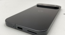 Good
													Google Pixel 9 - Unlocked, Obsidian, 128 GB, 12 GB, G2YBB, photo 5 of 5