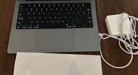 Good
													MacBook Pro 2021 - 14" - Apple M1 Pro 10-core, Silver, 512 GB, 16 GB, photo 2 of 8