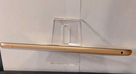 Mint
													Apple iPad 7th Gen - Wi-Fi, Gold, 32 GB, A2197, photo 1 of 6